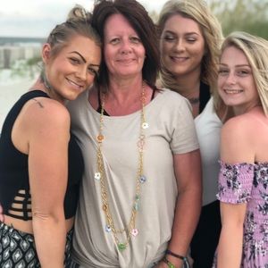 Meet your Posher, Kim